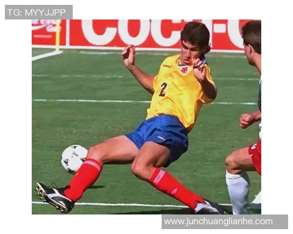 足球明星的传奇人生与绰号背后的故事揭秘